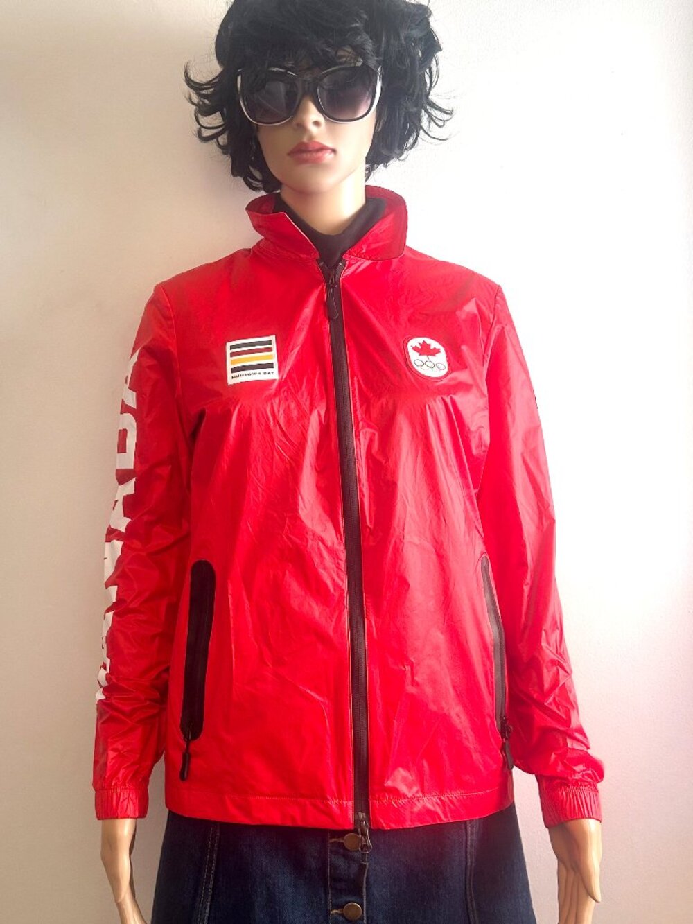 Official Team Canada Olympic Jacket Hudson’s Bay Tokyo 2020 Red Windbreaker XS